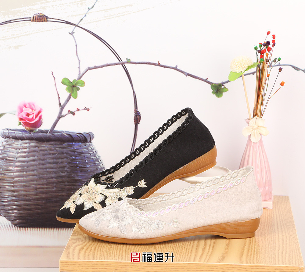 福连升夏款女士刺绣坡跟亚麻透气浅口老北京布鞋(图2)